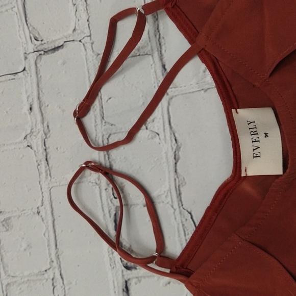 Everly Rustic Brown Cold Shoulder Top - Picture 5 of 6